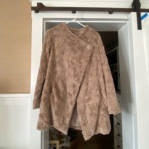 BB Dakota - soft beige coat